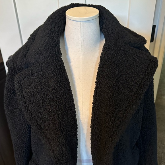 LOFT Cozy Black Sherpa Coat - Picture 11 of 14
